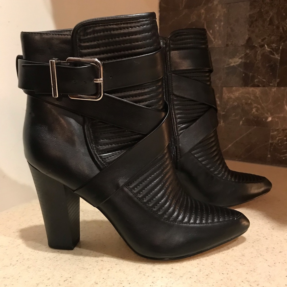 Express Heeled Booties